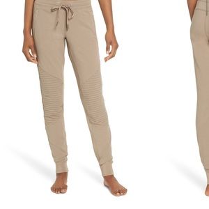 Alo urban moto sweats in gravel S